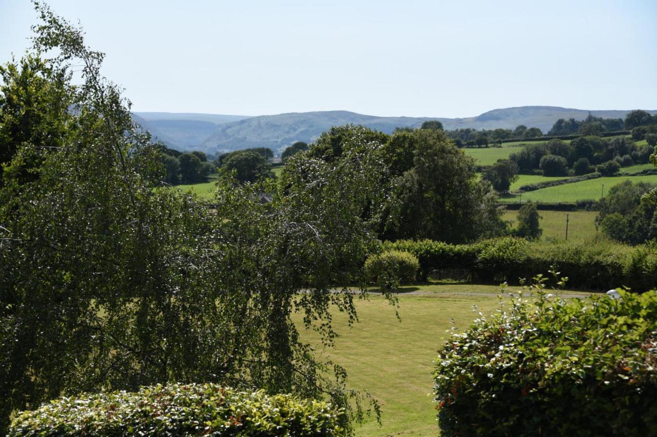 Tawny Owl Lodge Rhayader Exterior foto